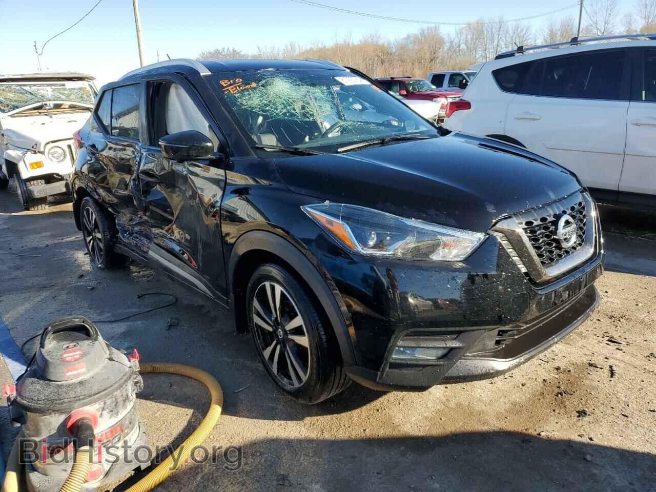 2019 NISSAN KICKS - VIN: 3N1CP5CU3KL567901 - Фото 4