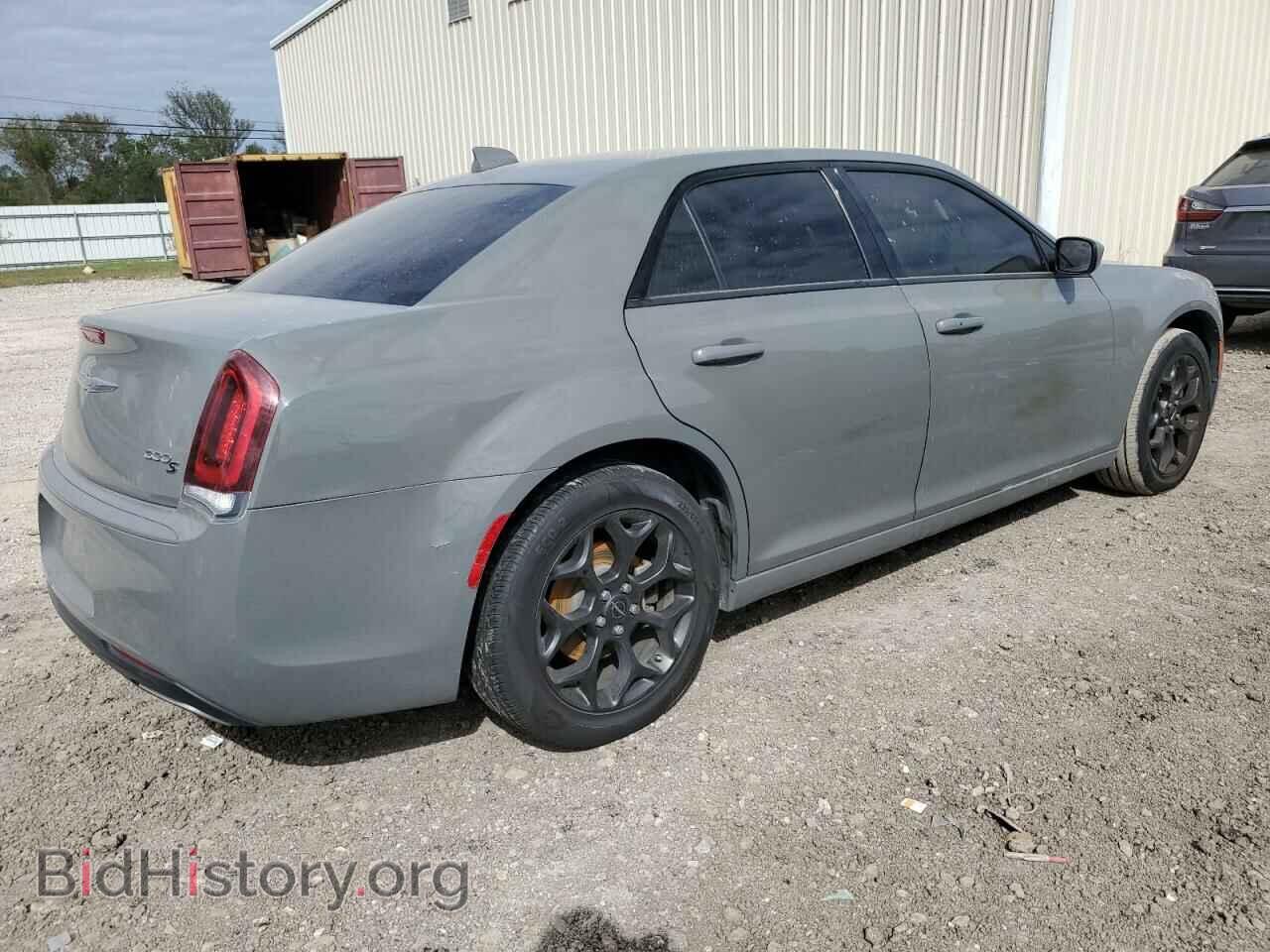 2019 CHRYSLER 300 - VIN: 2C3CCAGGXKH656044 - Фото 3