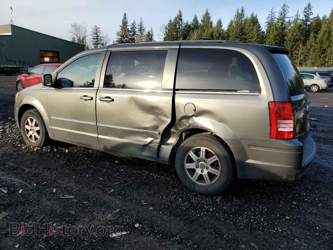 2010 CHRYSLER MINIVAN - VIN: 2A4RR8DX4AR415410 - Фото 2