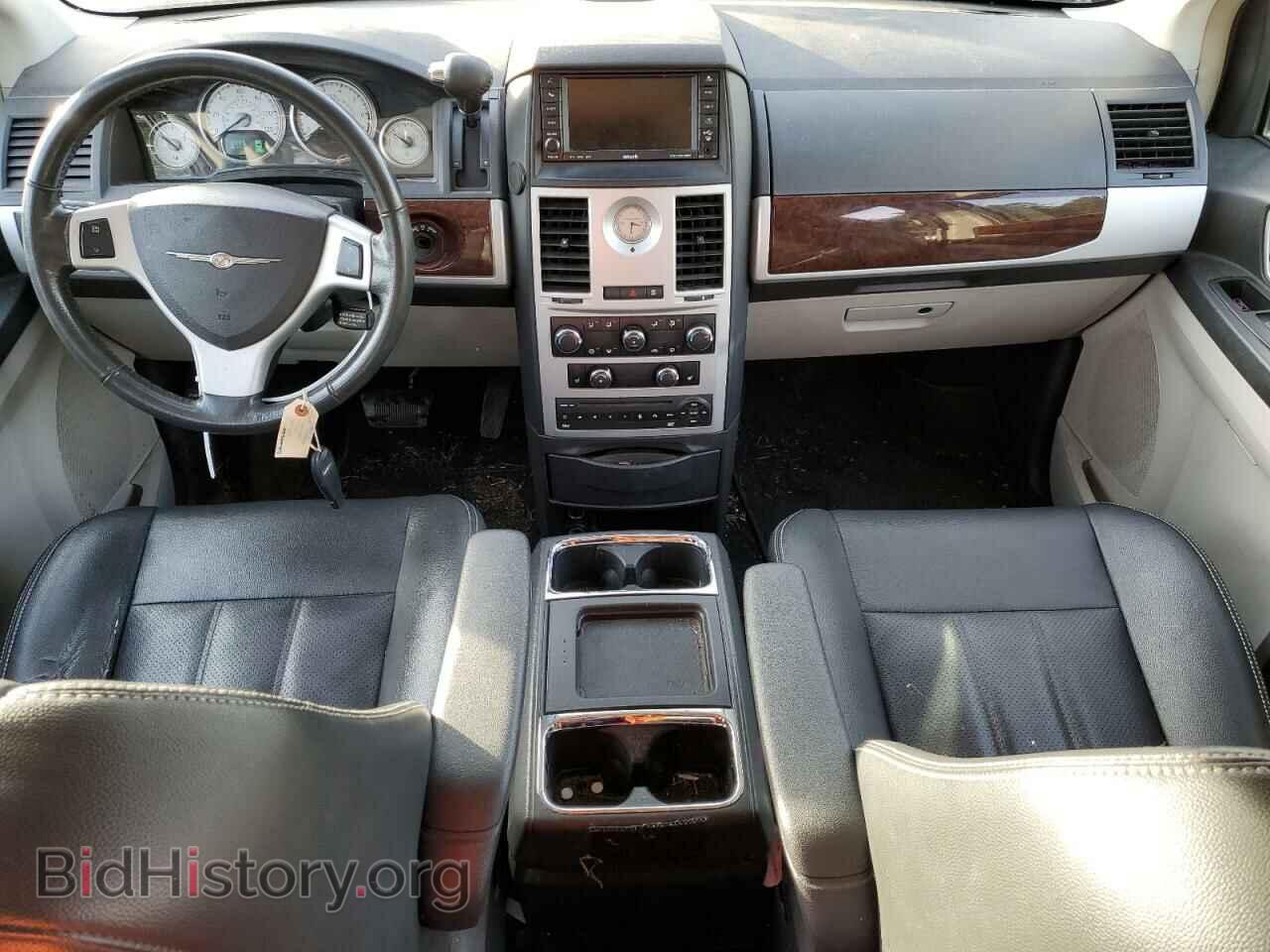 2010 CHRYSLER MINIVAN - VIN: 2A4RR8DX4AR415410 - Фото 8