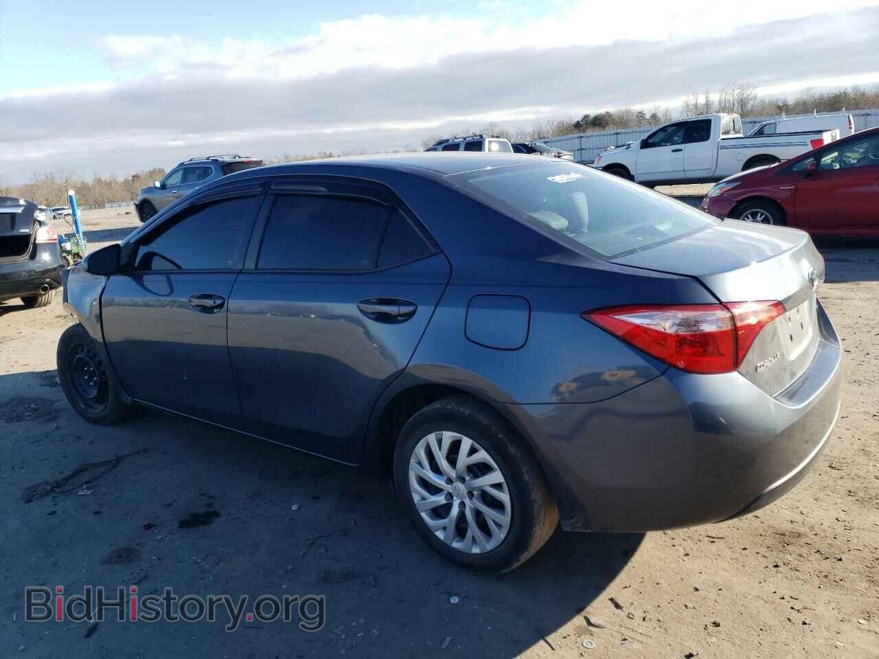 2017 TOYOTA COROLLA - VIN: 2T1BURHE5HC812476 - Photo 2