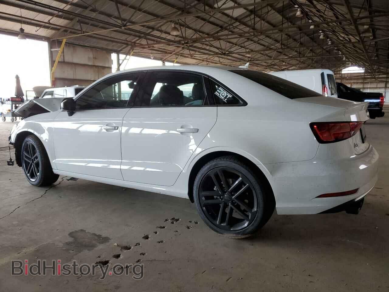 2018 AUDI A3 - VIN: WAUAUGFF1J1094797 - Фото 2