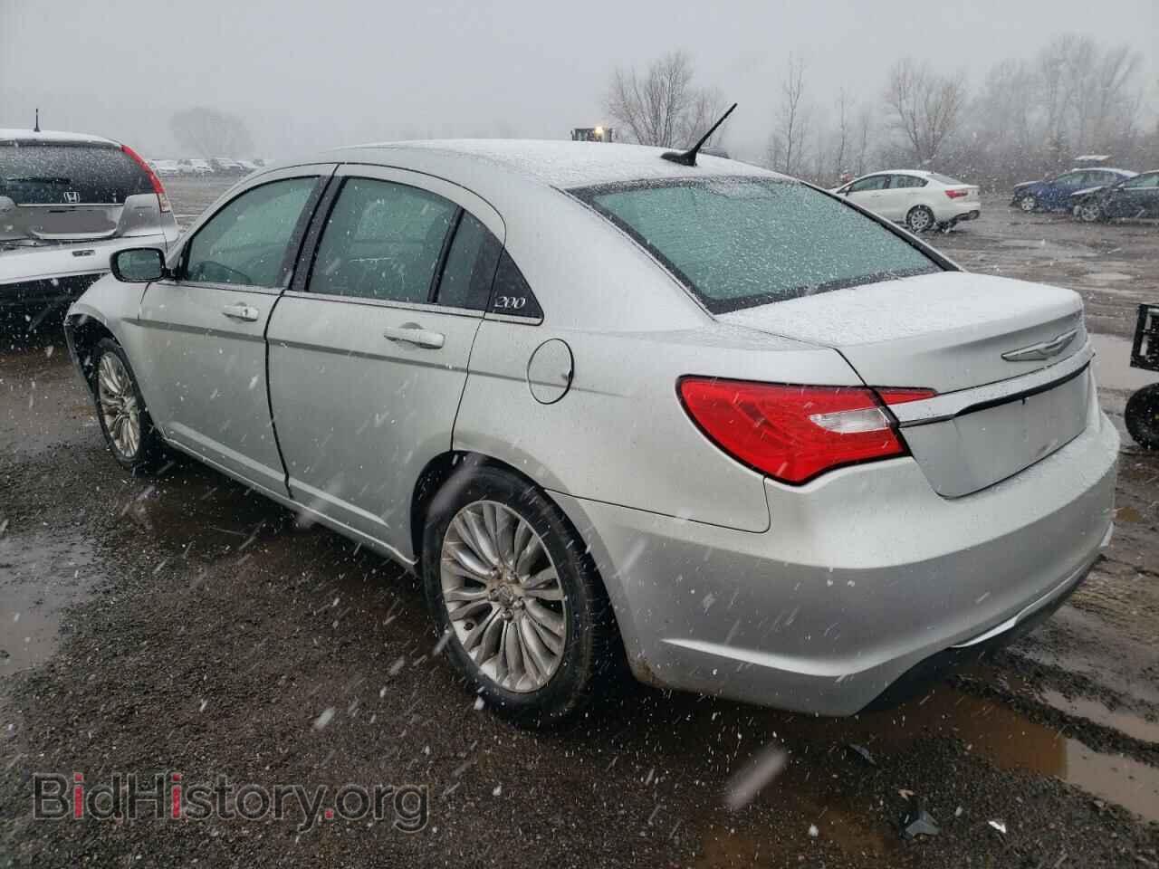 2012 CHRYSLER 200 - VIN: 1C3CCBAB0CN282362 - Photo 2