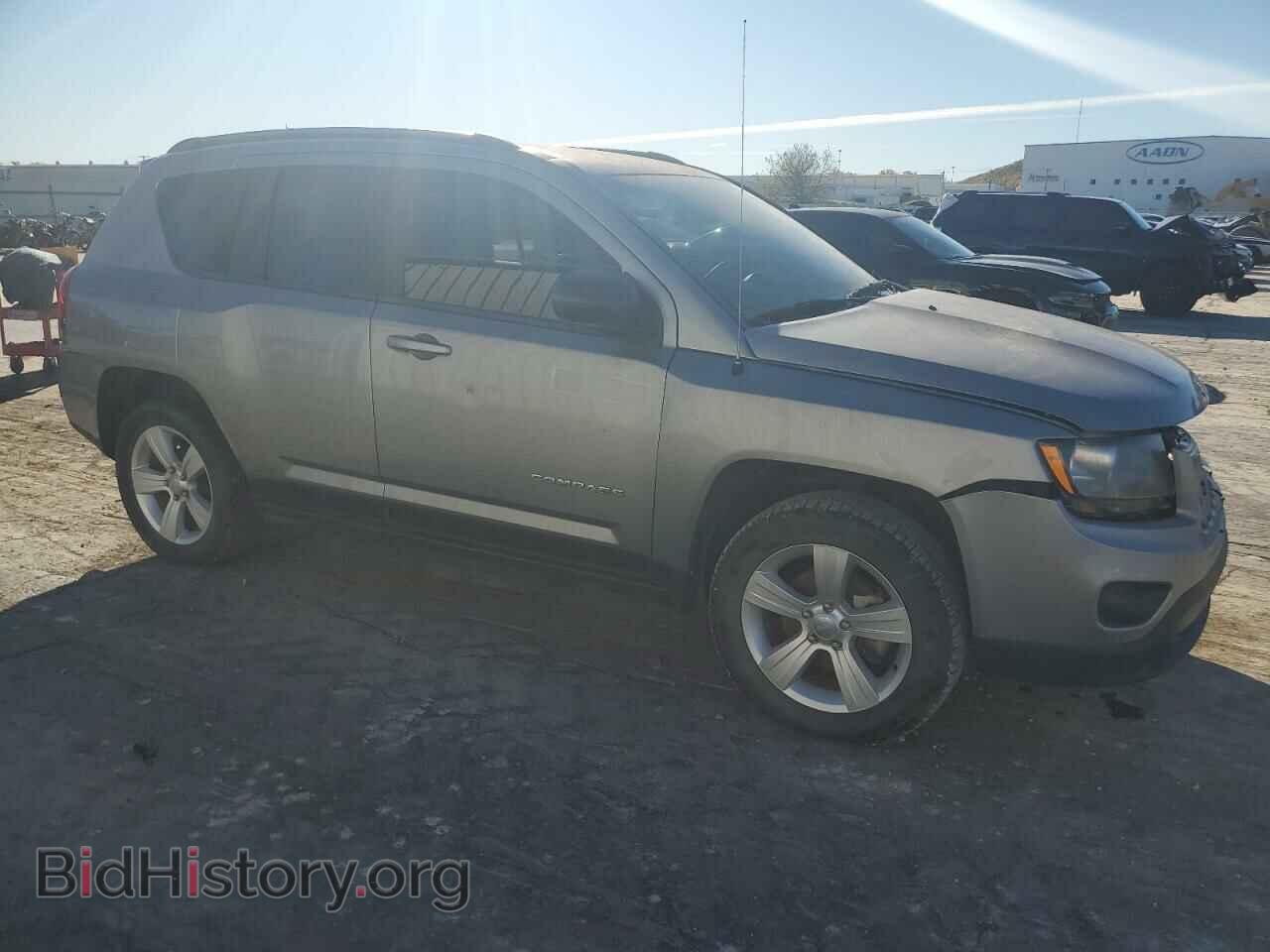 2016 JEEP COMPASS - VIN: 1C4NJDBB6GD566076 - Фото 4