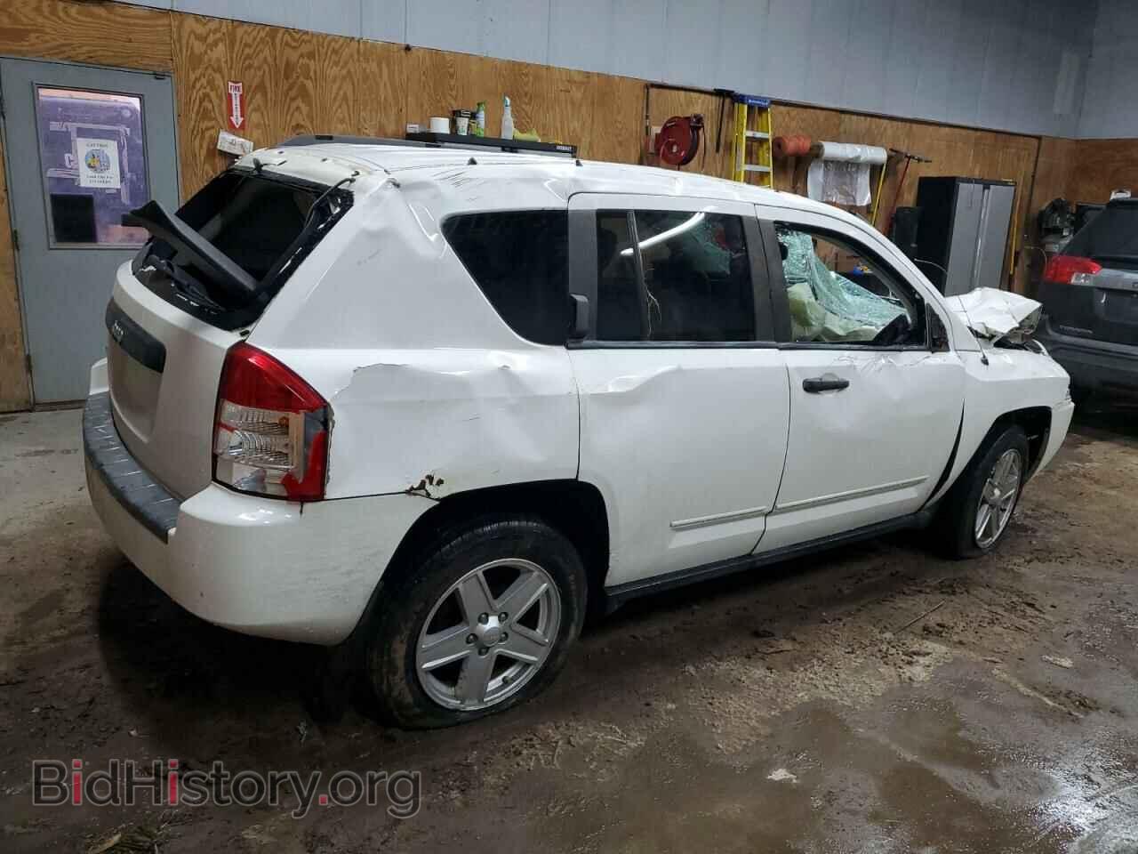 2009 JEEP COMPASS - VIN: 1J8FF47B19D137339 - Фото 3