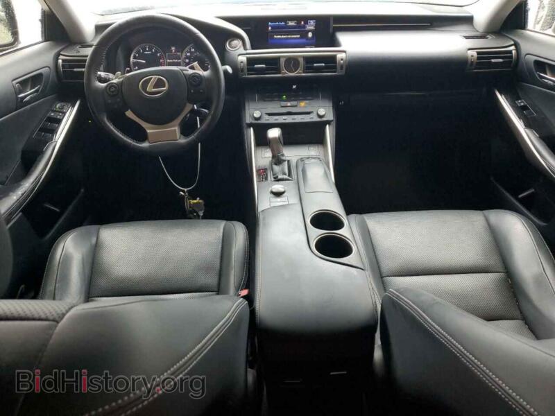 2015 Lexus IS (VIN JTHBF1D27F5056746) — photo 8 of 12