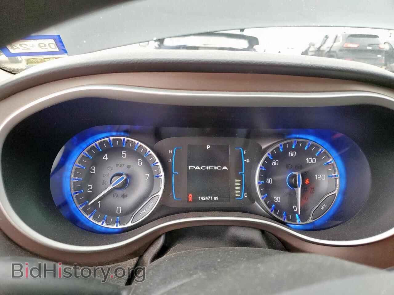 2017 CHRYSLER PACIFICA - VIN: 2C4RC1CG0HR591526 - Photo 9