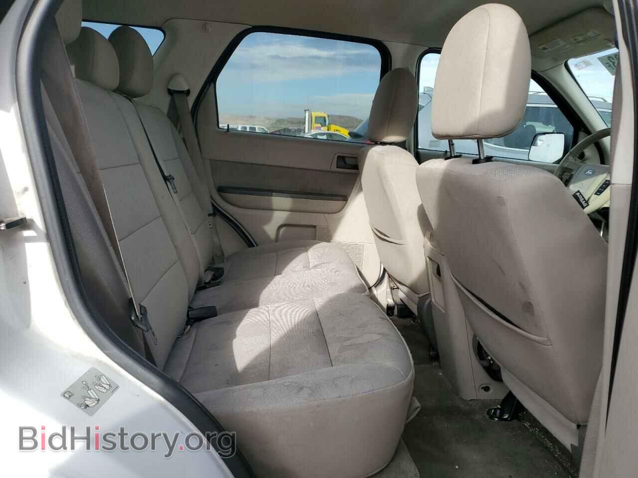 2011 FORD ESCAPE - VIN: 1FMCU0D77BKB86115 - Фото 10