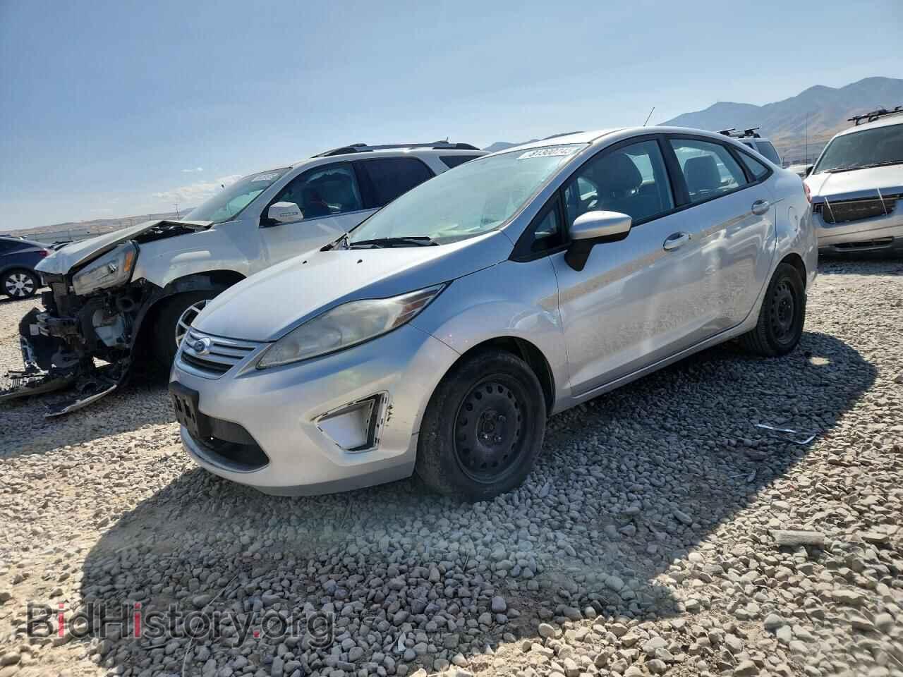 Photo 3FADP4AJ7BM239241 - FORD FIESTA 2011