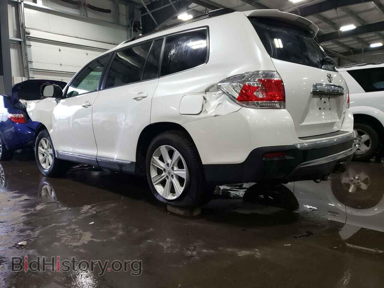 2012 TOYOTA HIGHLANDER - VIN: 5TDBK3EH2CS142032 - Фото 2