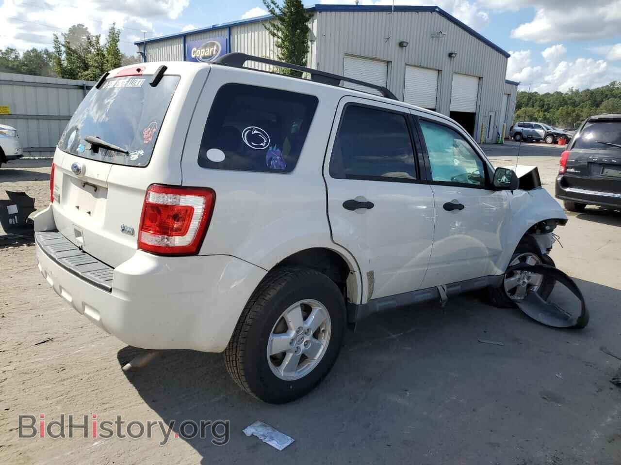 2011 FORD ESCAPE - VIN: 1FMCU9DG5BKA03637 - Фото 3