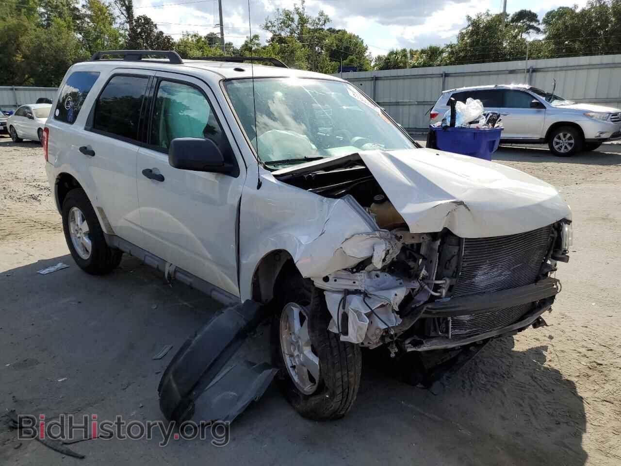 2011 FORD ESCAPE - VIN: 1FMCU9DG5BKA03637 - Фото 4