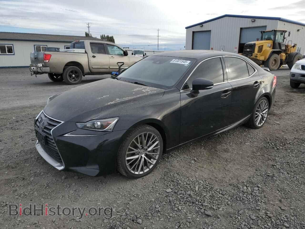 Photo JTHCM1D20H5023228 - LEXUS IS 2017