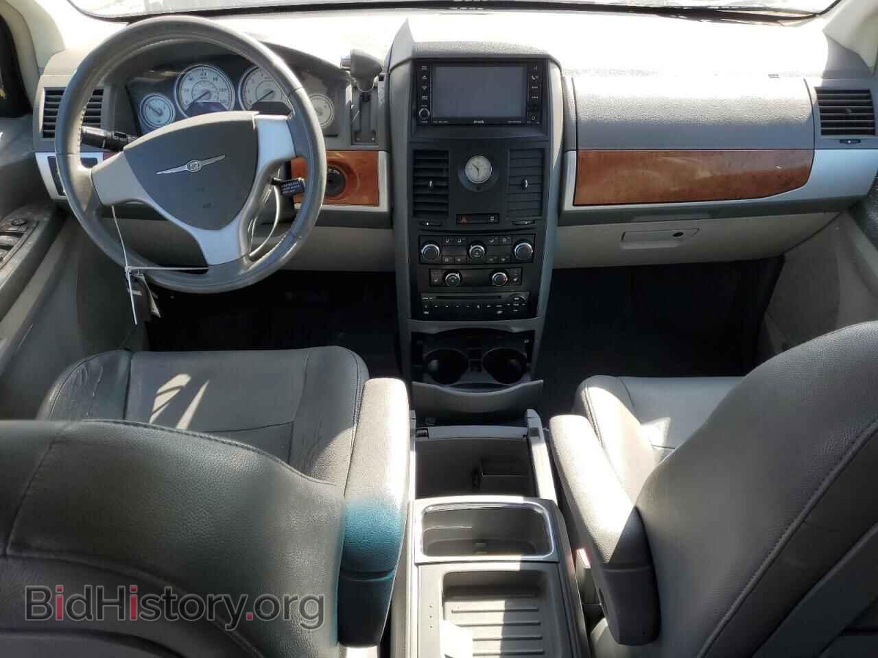 2008 CHRYSLER MINIVAN - VIN: 2A8HR54P48R731943 - Фото 8