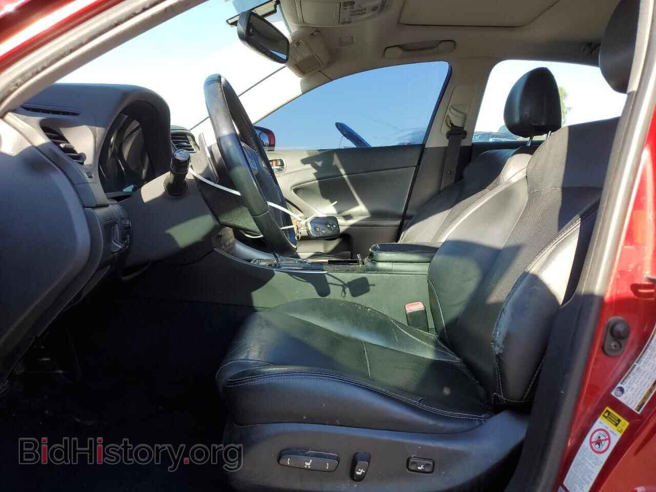 2011 LEXUS IS - VIN: JTHBF5C29B5137914 - Photo 7