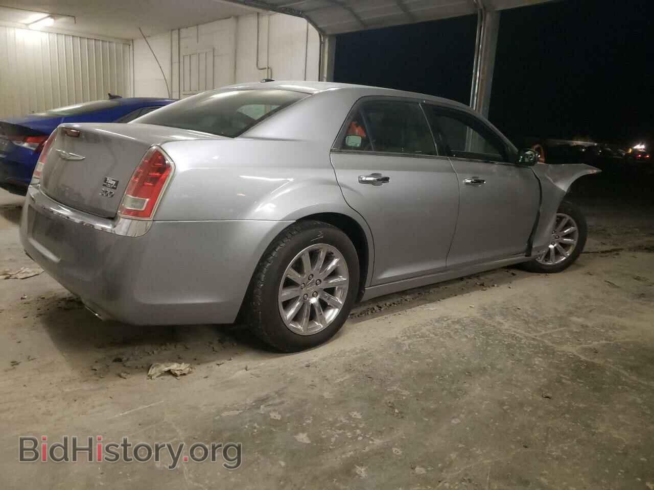 2011 CHRYSLER 300 - VIN: 2C3CA5CGXBH545934 - Фото 3