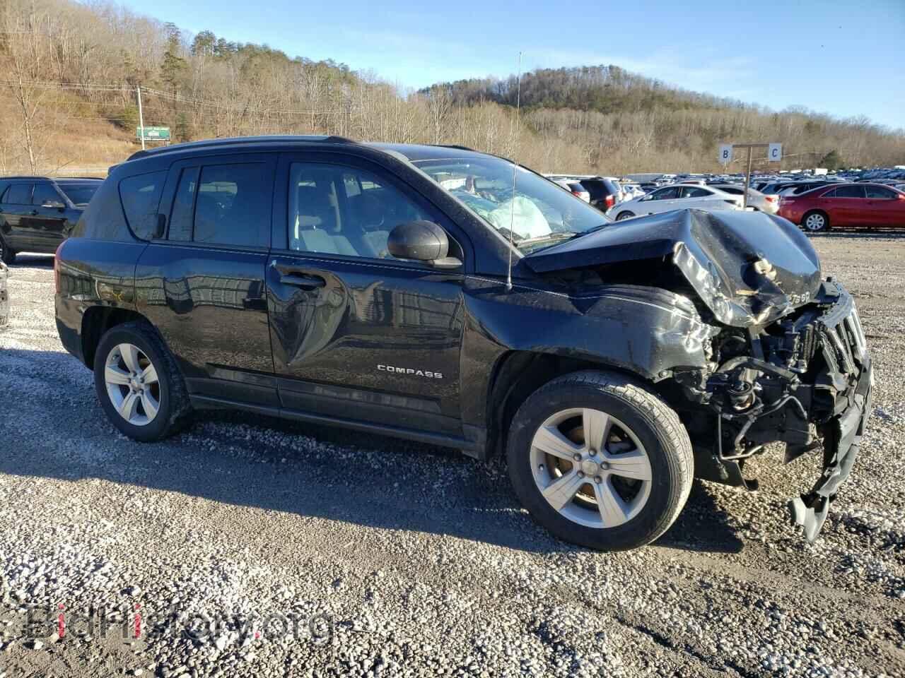 2015 JEEP COMPASS - VIN: 1C4NJDBB7FD332446 - Фото 4