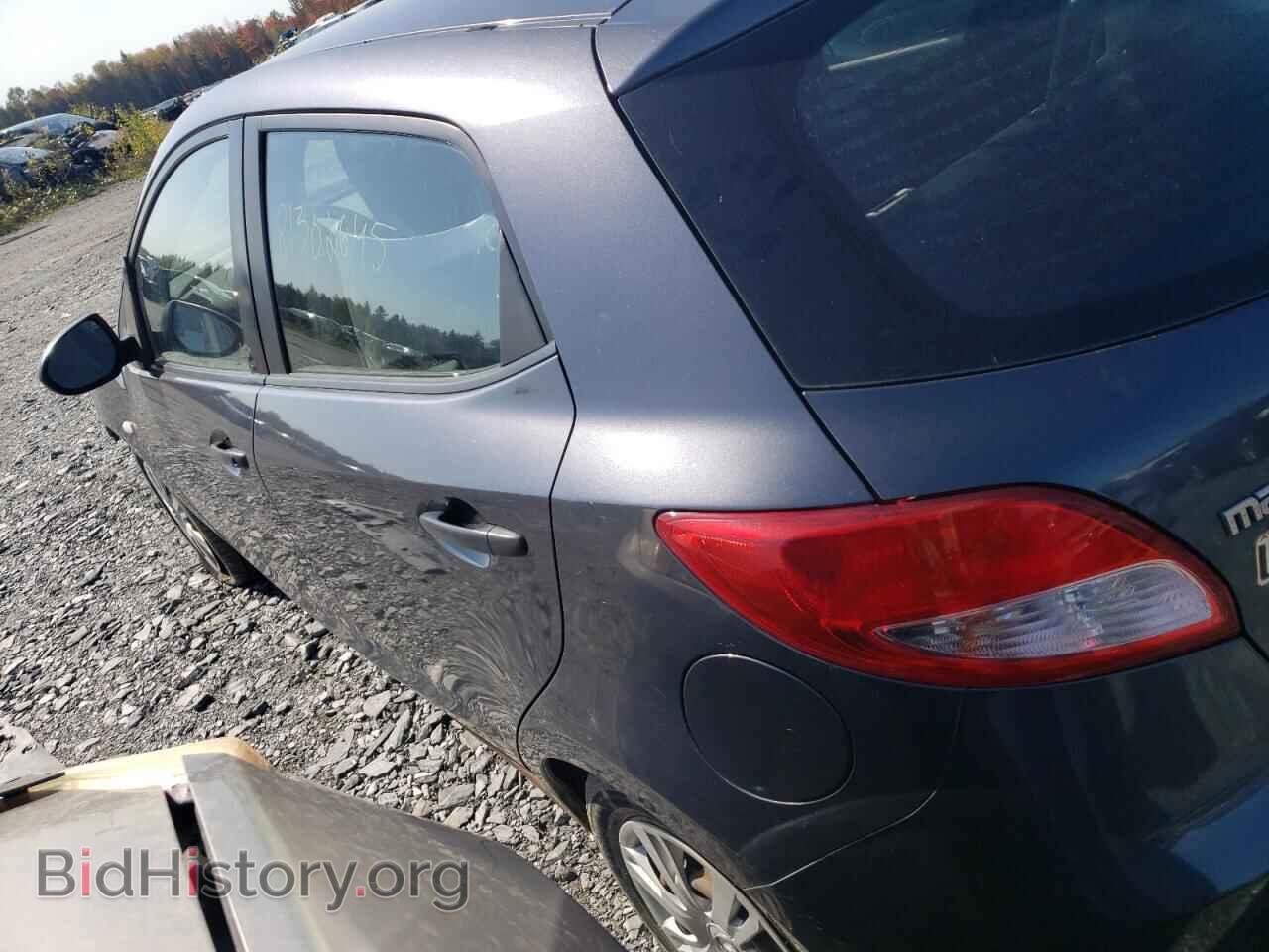 2011 MAZDA 2 - VIN: JM1DE1HY6B0104692 - Photo 2