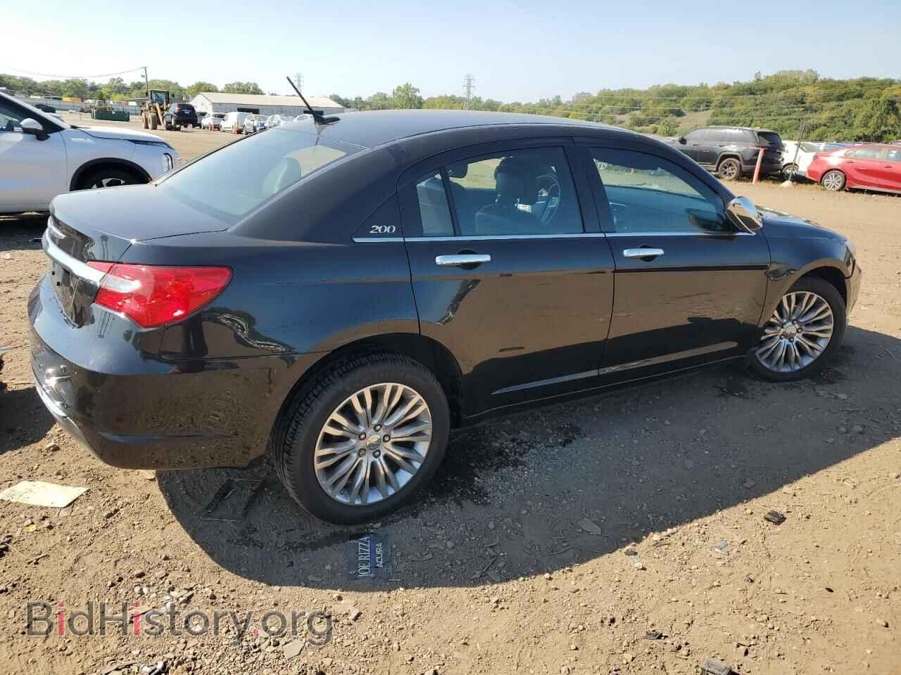 2011 CHRYSLER 200 - VIN: 1C3BC2FG2BN517813 - Фото 3