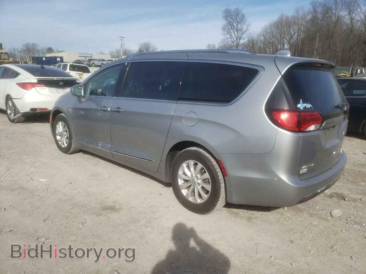 2018 CHRYSLER PACIFICA - VIN: 2C4RC1BG0JR290651 - Фото 2