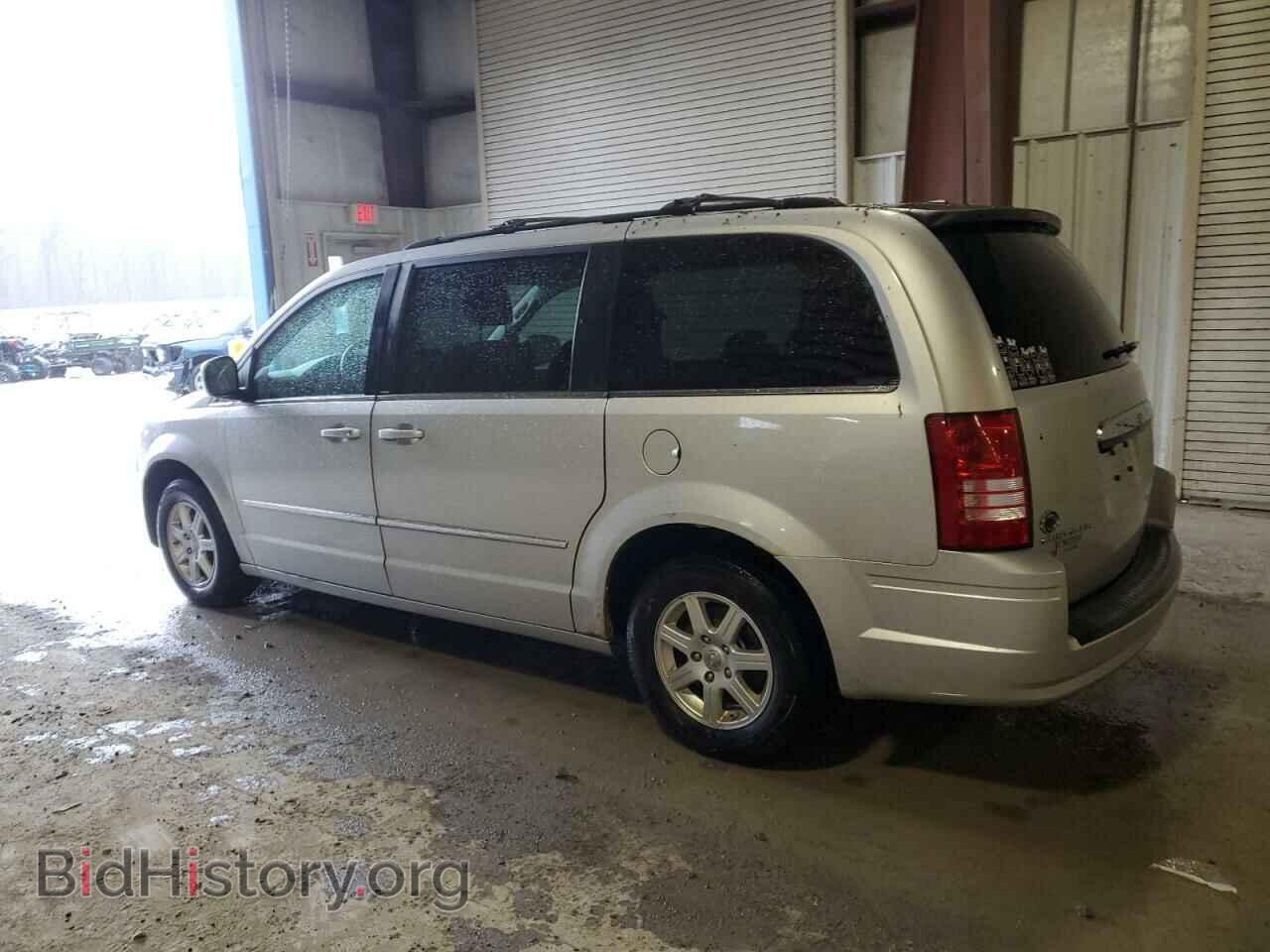 2010 CHRYSLER MINIVAN - VIN: 2A4RR5D19AR150901 - Photo 2