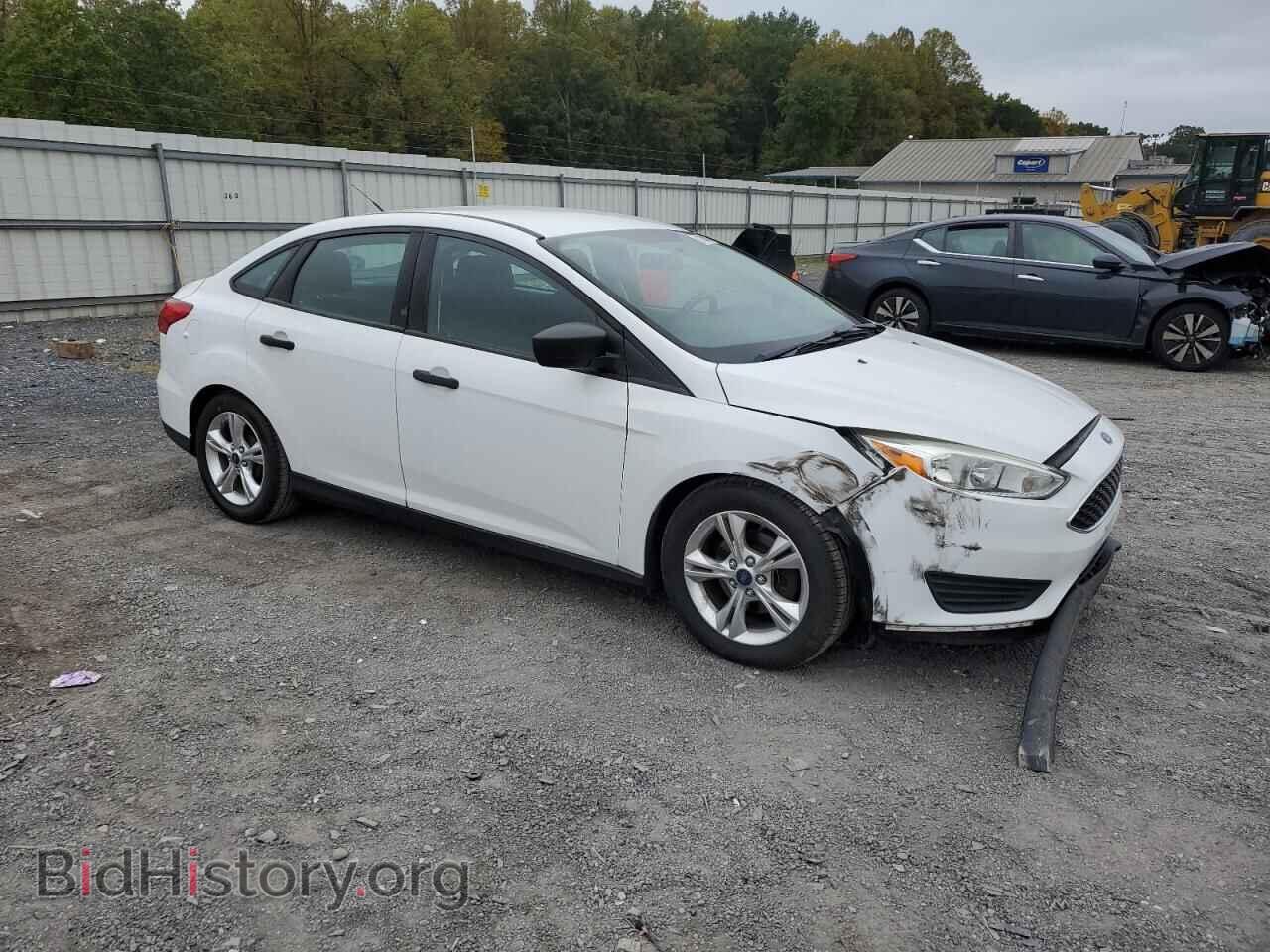 2016 FORD ALL Models - VIN: 1FADP3E26GL248504 - Фото 4