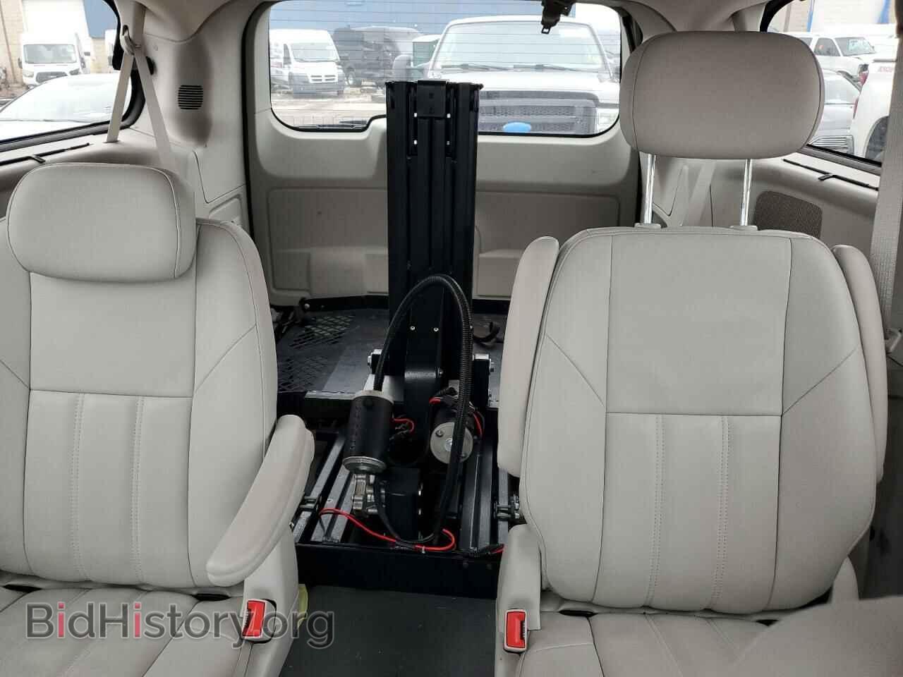 2008 CHRYSLER MINIVAN - VIN: 2A8HR54P38R740696 - Фото 10