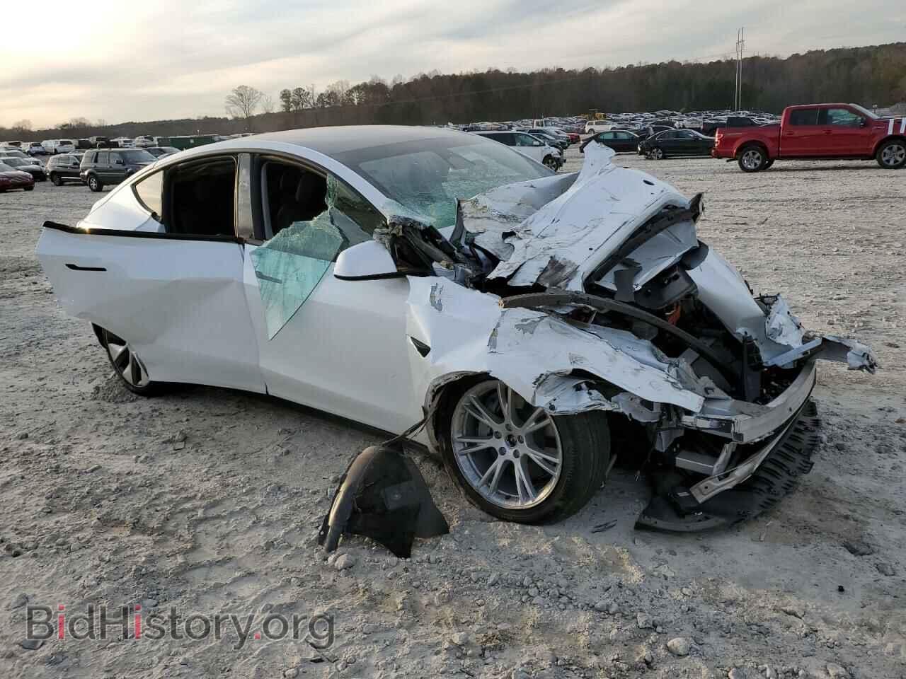 2022 TESLA MODEL Y - VIN: 7SAYGDEE6NF356796 - Фото 4