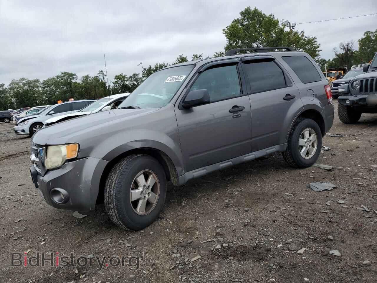 Photo 1FMCU0DG8BKA31637 - FORD ESCAPE 2011