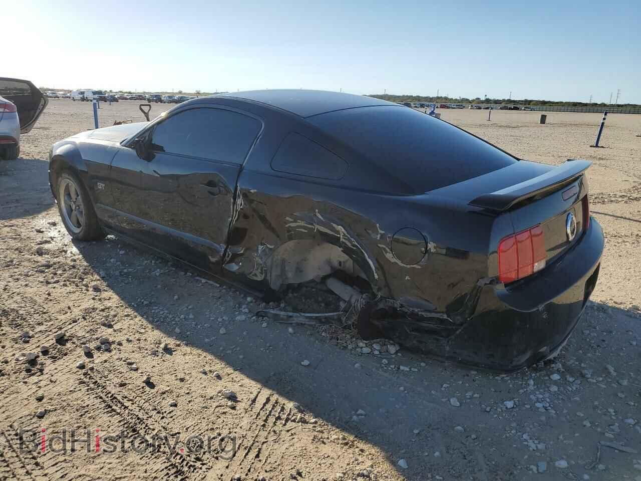 2006 FORD MUSTANG - VIN: 1ZVFT82H265145973 - Фото 2