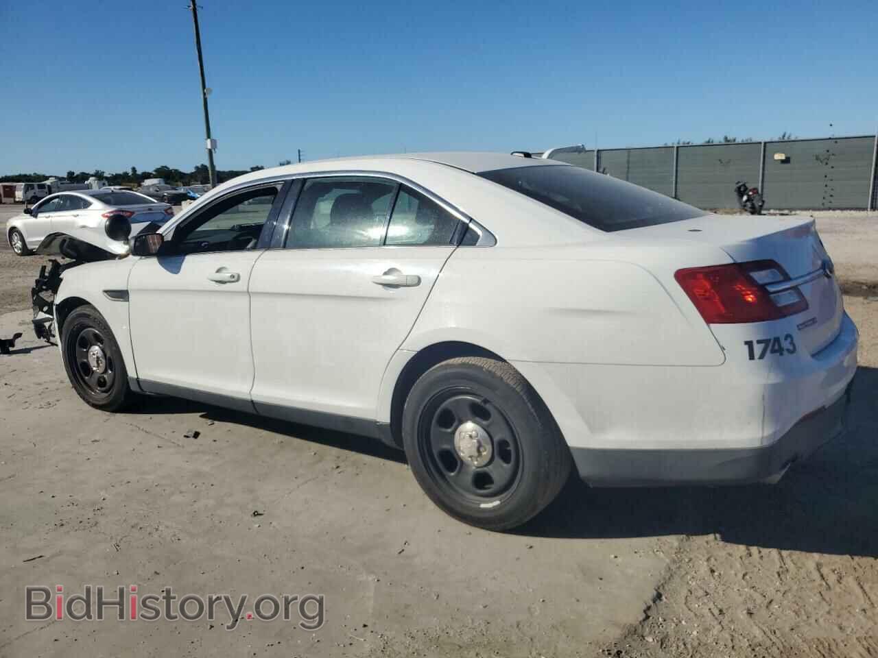2013 FORD TAURUS - VIN: 1FAHP2L88DG139002 - Фото 2