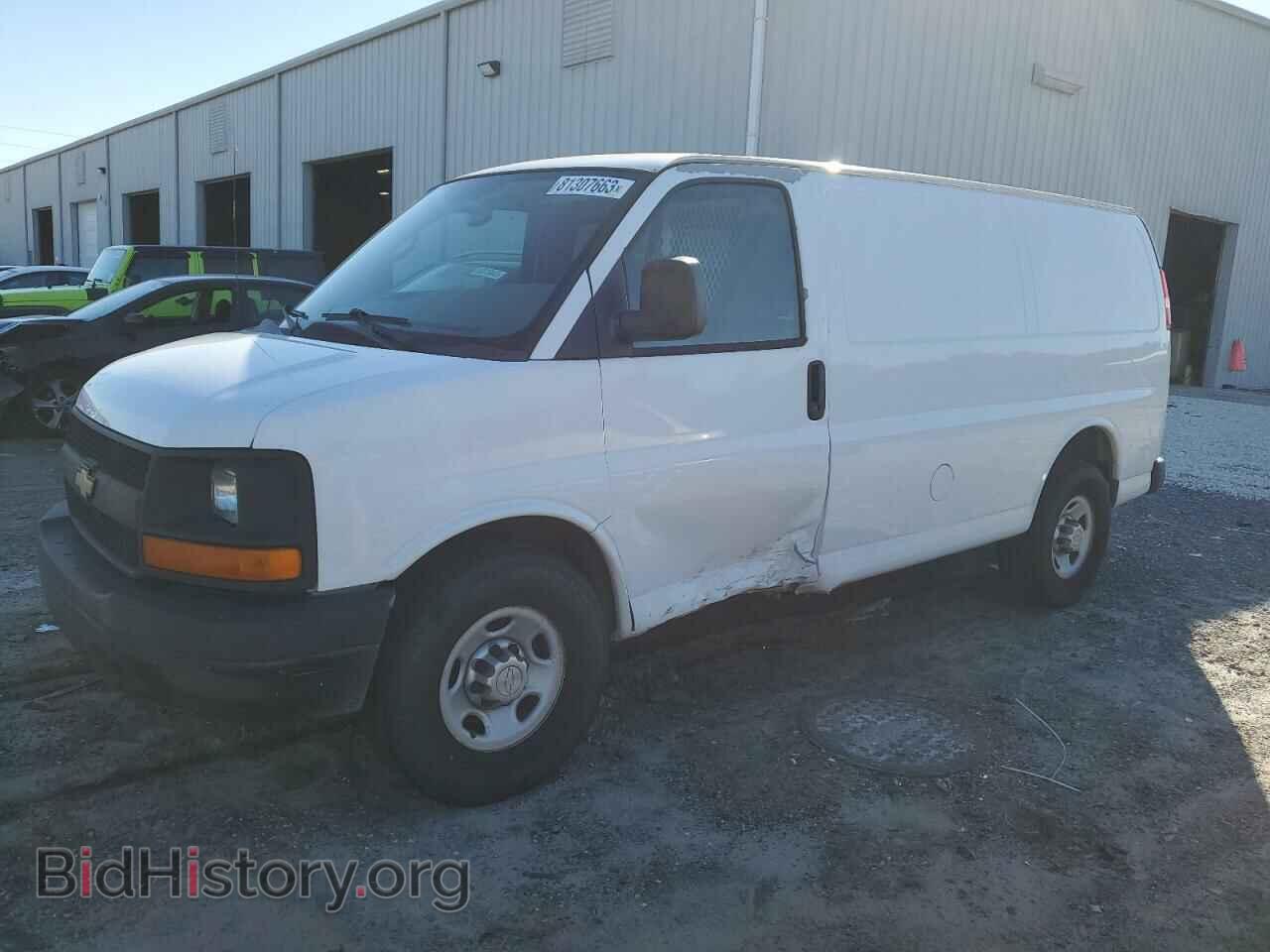 Photo 1GCWGFCG4C1179210 - CHEVROLET EXPRESS 2012