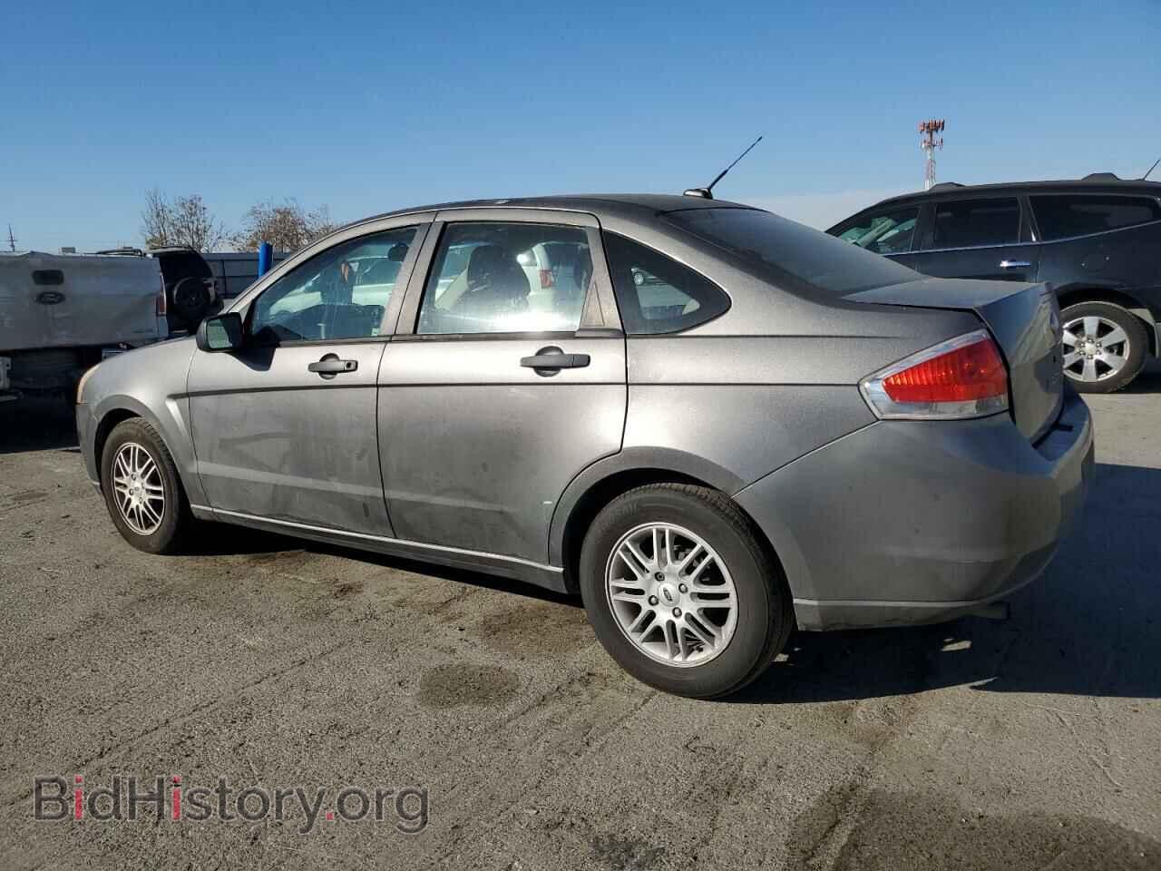2009 FORD FOCUS - VIN: 1FAHP35N69W247687 - Фото 2