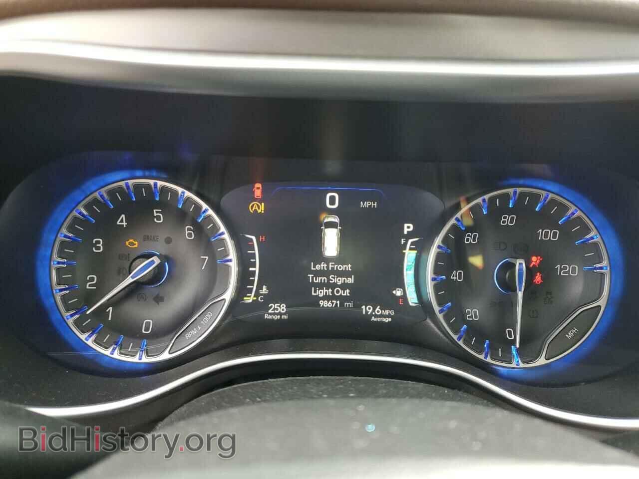 2017 CHRYSLER PACIFICA - VIN: 2C4RC1GG0HR811919 - Photo 9