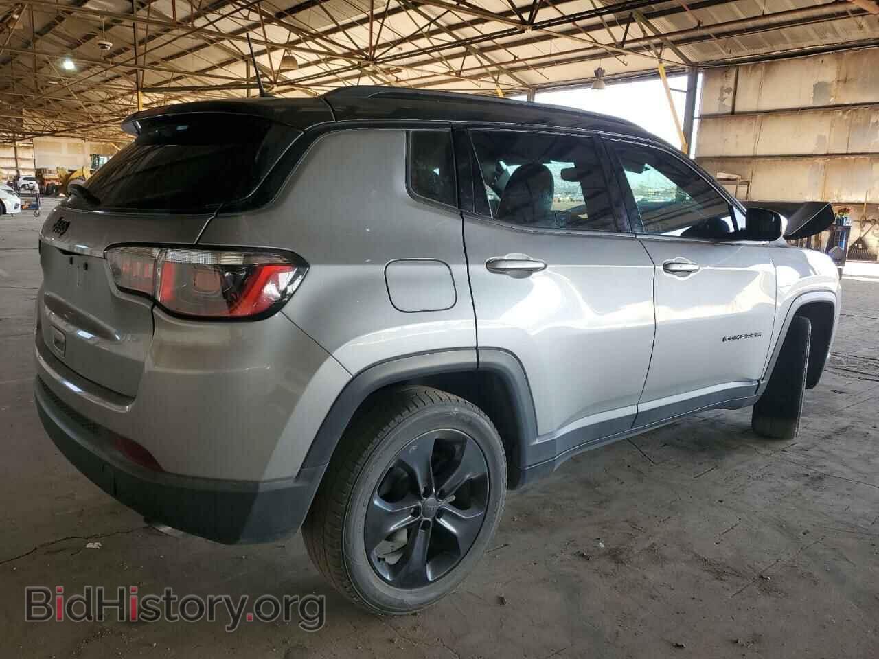 2018 JEEP COMPASS - VIN: 3C4NJCBB2JT407213 - Photo 3