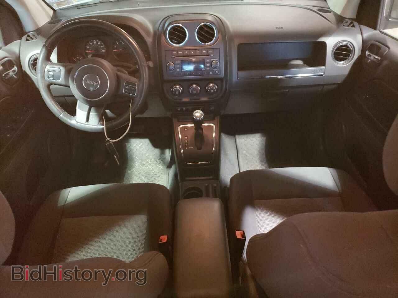 2011 JEEP COMPASS - VIN: 1J4NF1FB0BD189032 - Photo 8