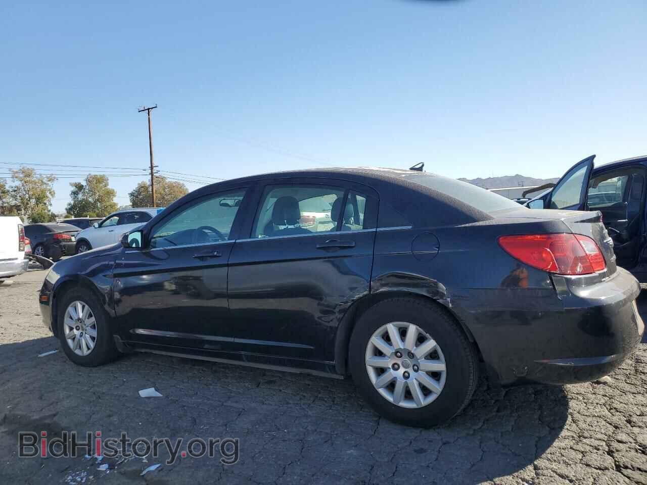 2010 CHRYSLER SEBRING - VIN: 1C3CC4FB2AN183835 - Фото 2
