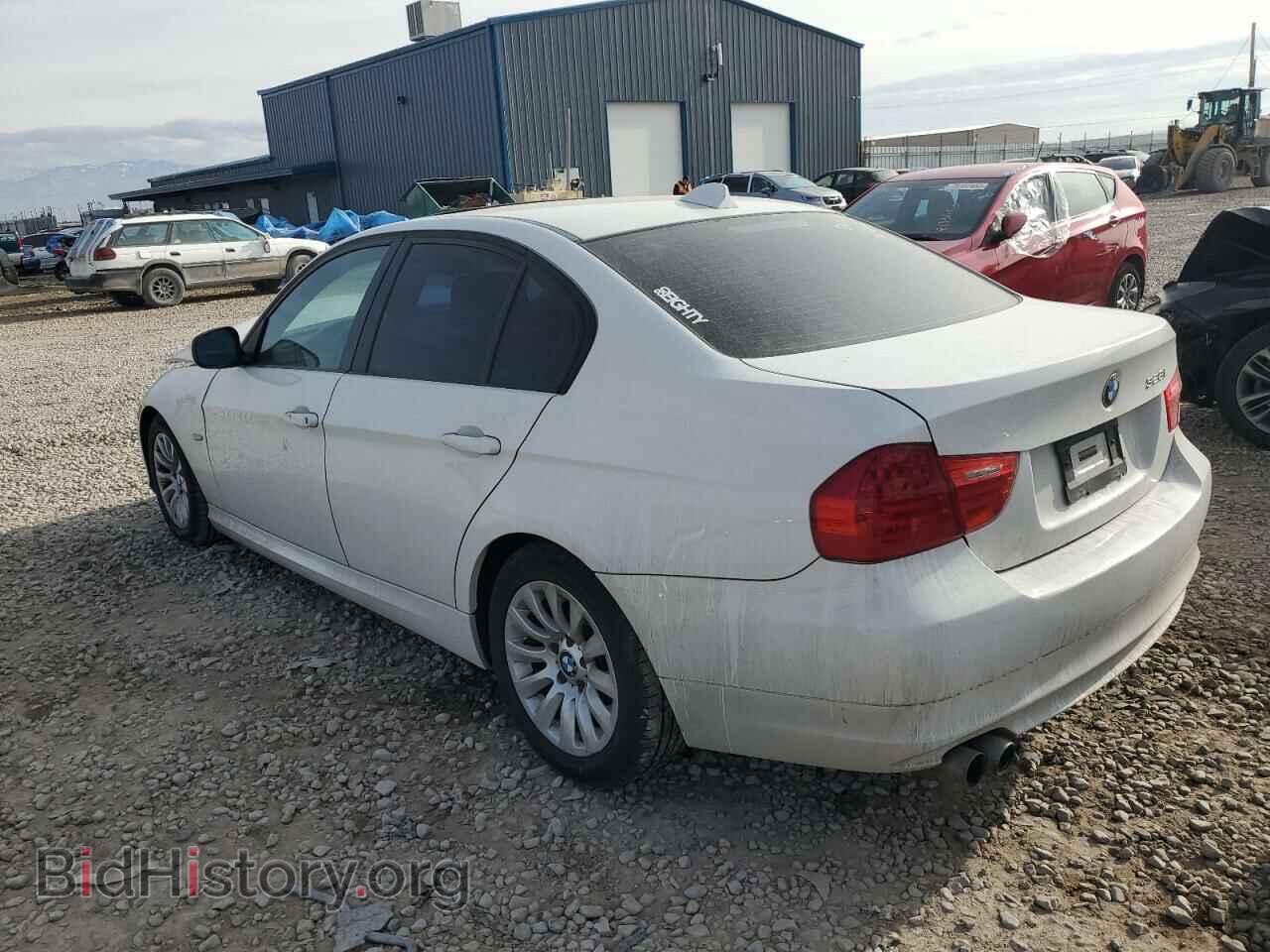 2009 BMW 3 SERIES - VIN: WBAPH53529A434226 - Фото 2