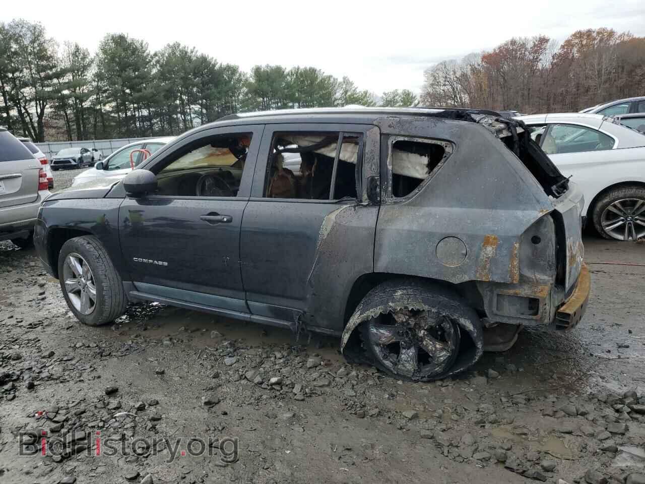2011 JEEP COMPASS - VIN: 1J4NT5FB0BD219856 - Фото 2