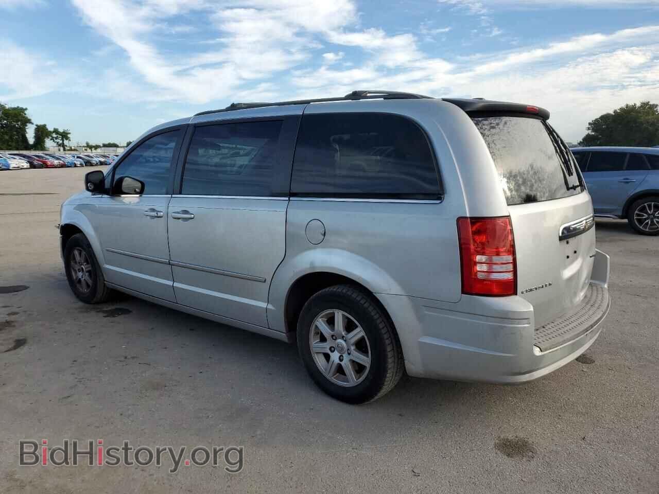 2010 CHRYSLER MINIVAN - VIN: 2A4RR5D19AR212412 - Фото 2