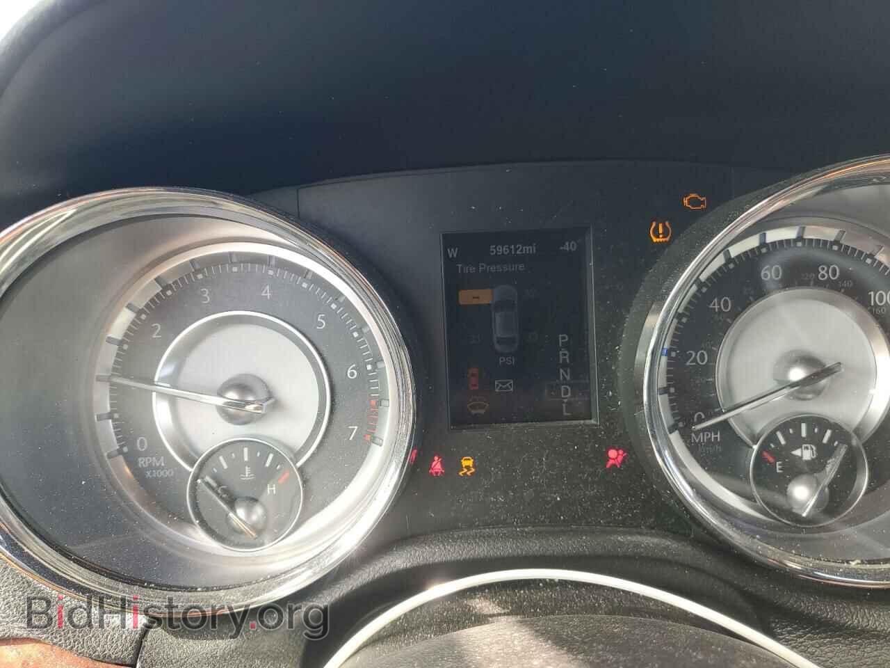 2013 CHRYSLER 300 - VIN: 2C3CCAAGXDH632208 - Фото 9
