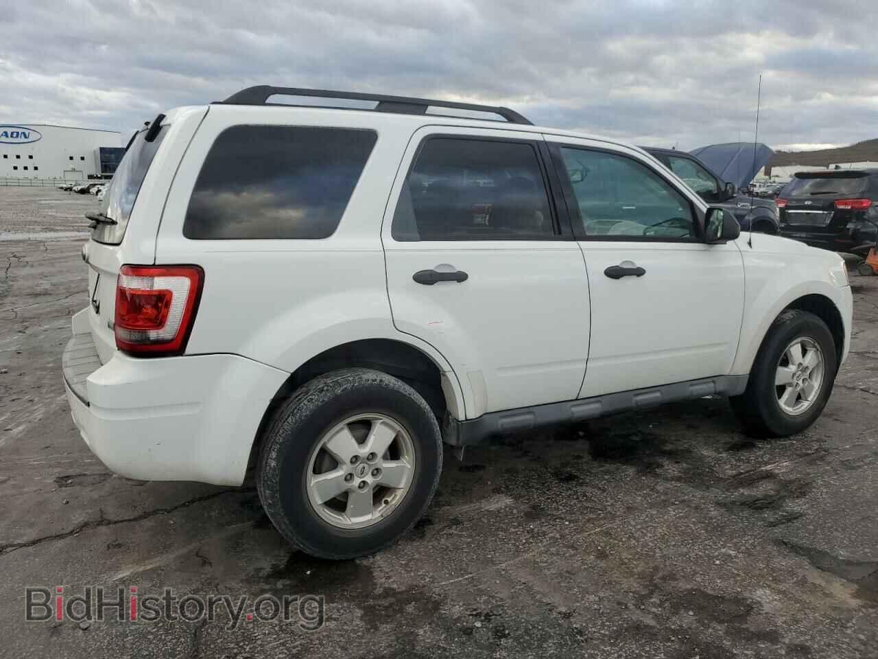 2012 FORD ESCAPE - VIN: 1FMCU0DG0CKC27704 - Фото 3