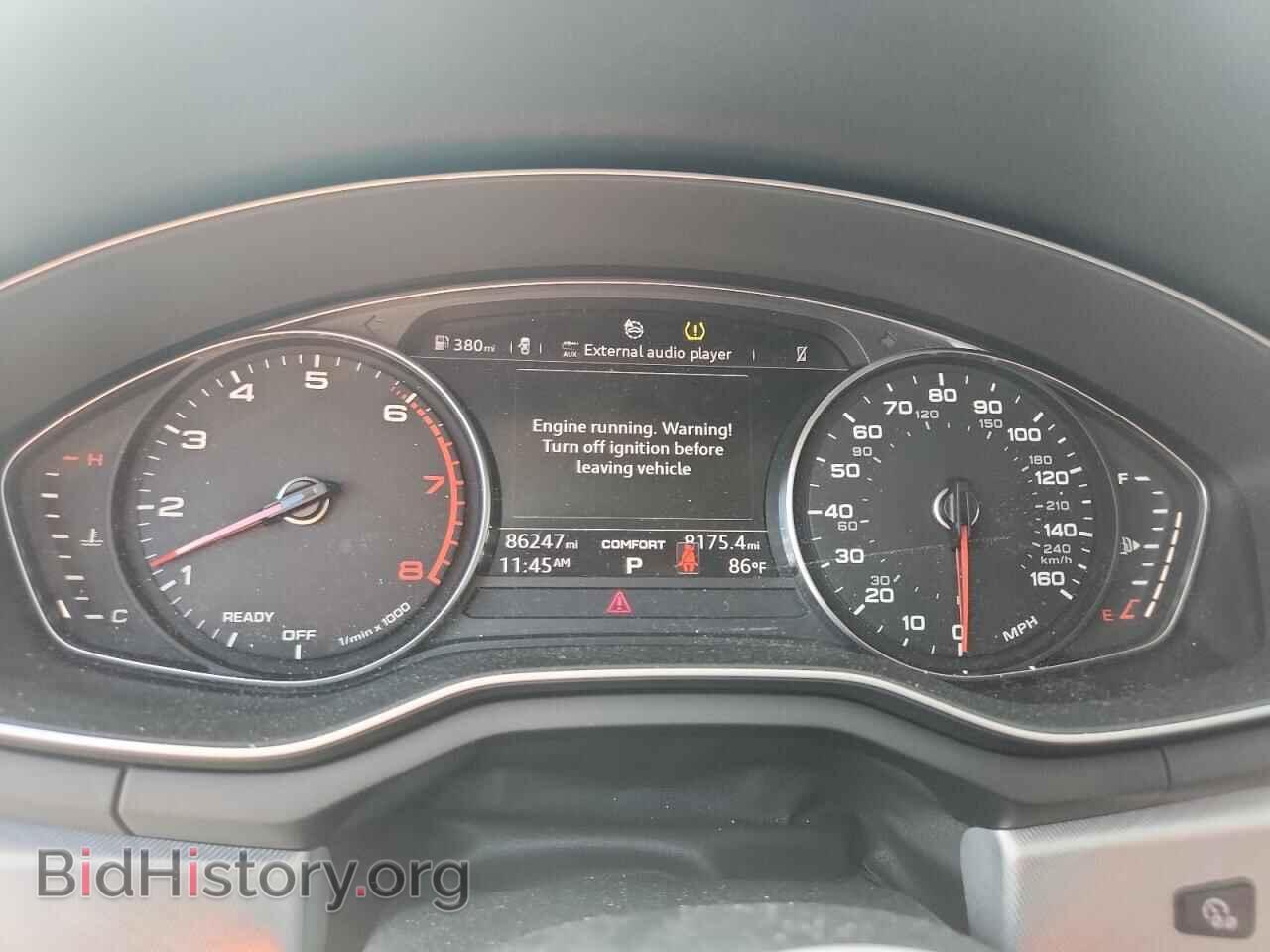 2018 AUDI A4 - VIN: WAUDNAF44JA076879 - Фото 9