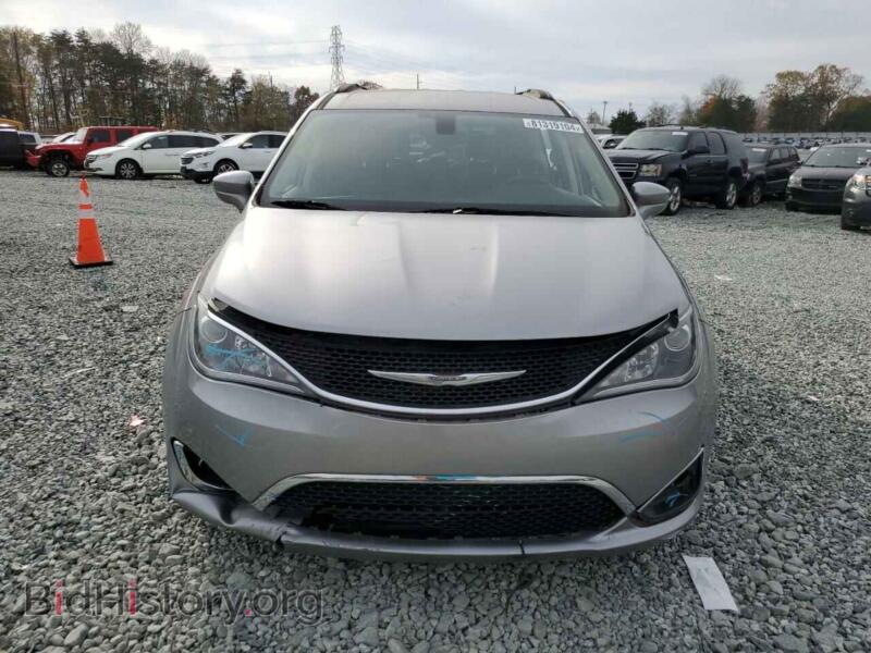 2017 Chrysler PACIFICA (VIN 2C4RC1BG2HR667992) — photo 5 of 13