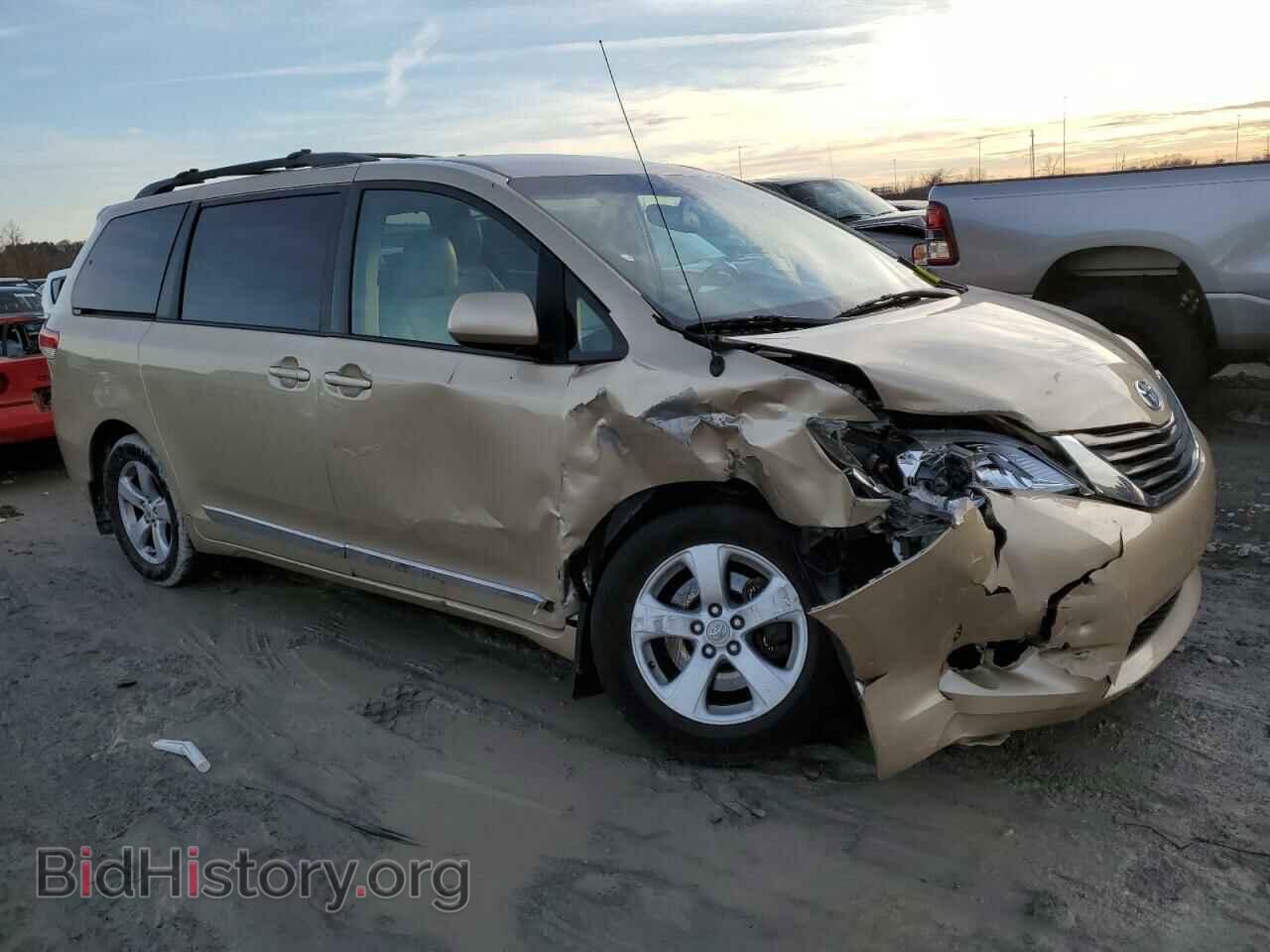 2012 TOYOTA All Models - VIN: 5TDKK3DC4CS243840 - Фото 4