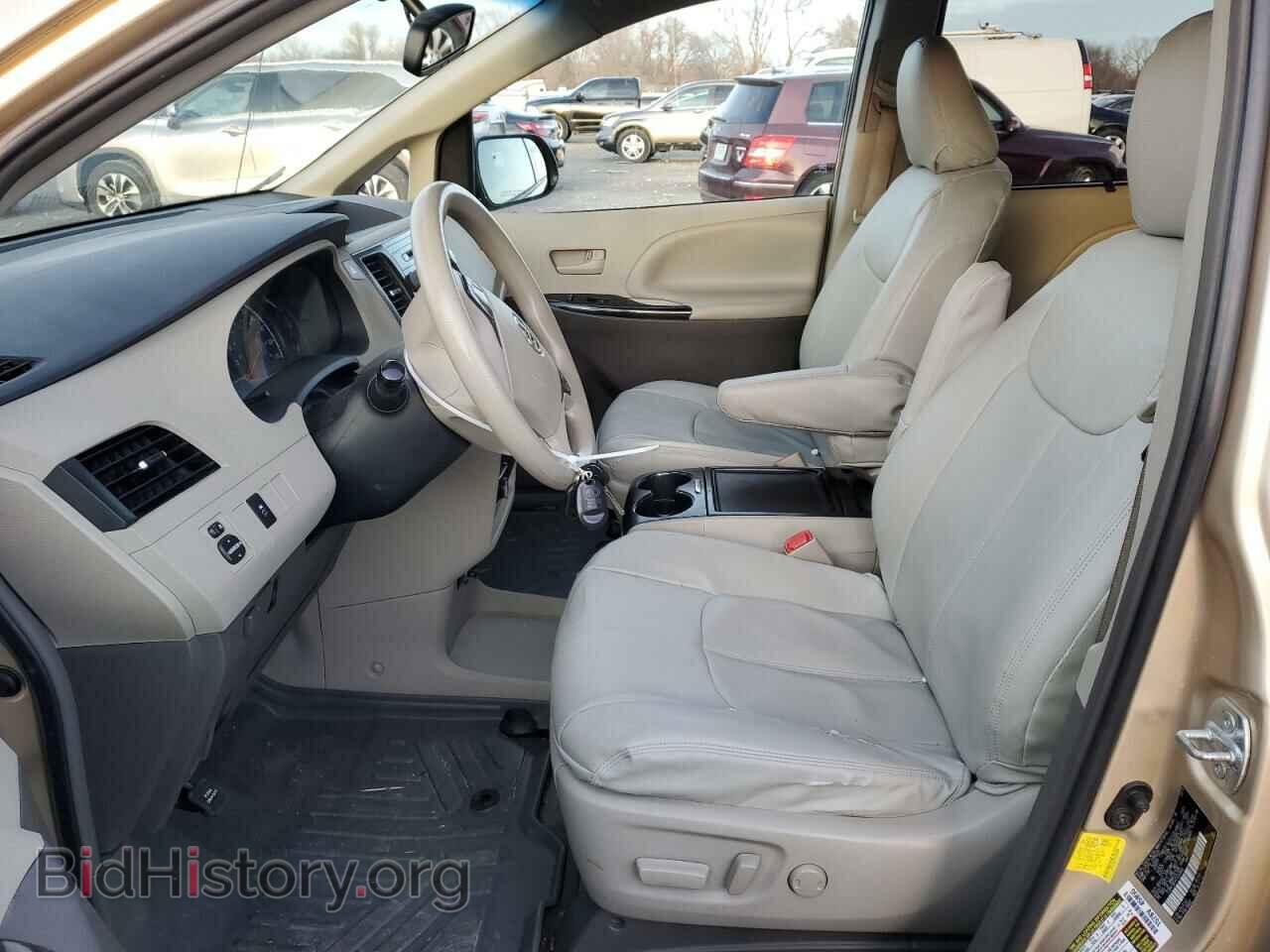 2012 TOYOTA All Models - VIN: 5TDKK3DC4CS243840 - Фото 7