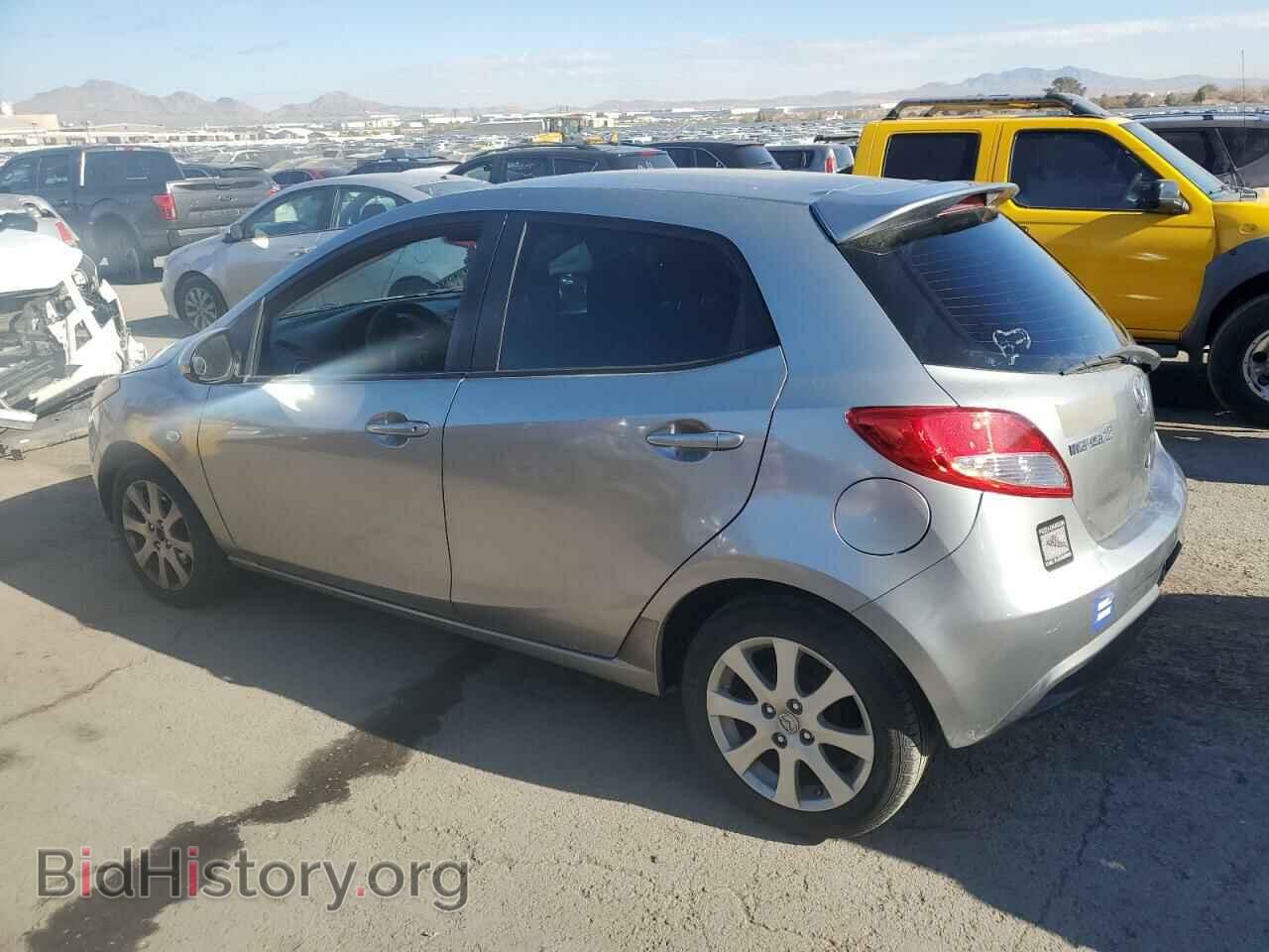 2011 MAZDA 2 - VIN: JM1DE1HZ5B0120553 - Фото 2