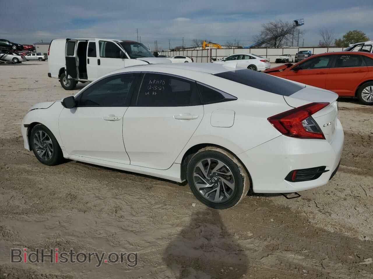 2017 HONDA CIVIC - VIN: 19XFC2F78HE028214 - Фото 2