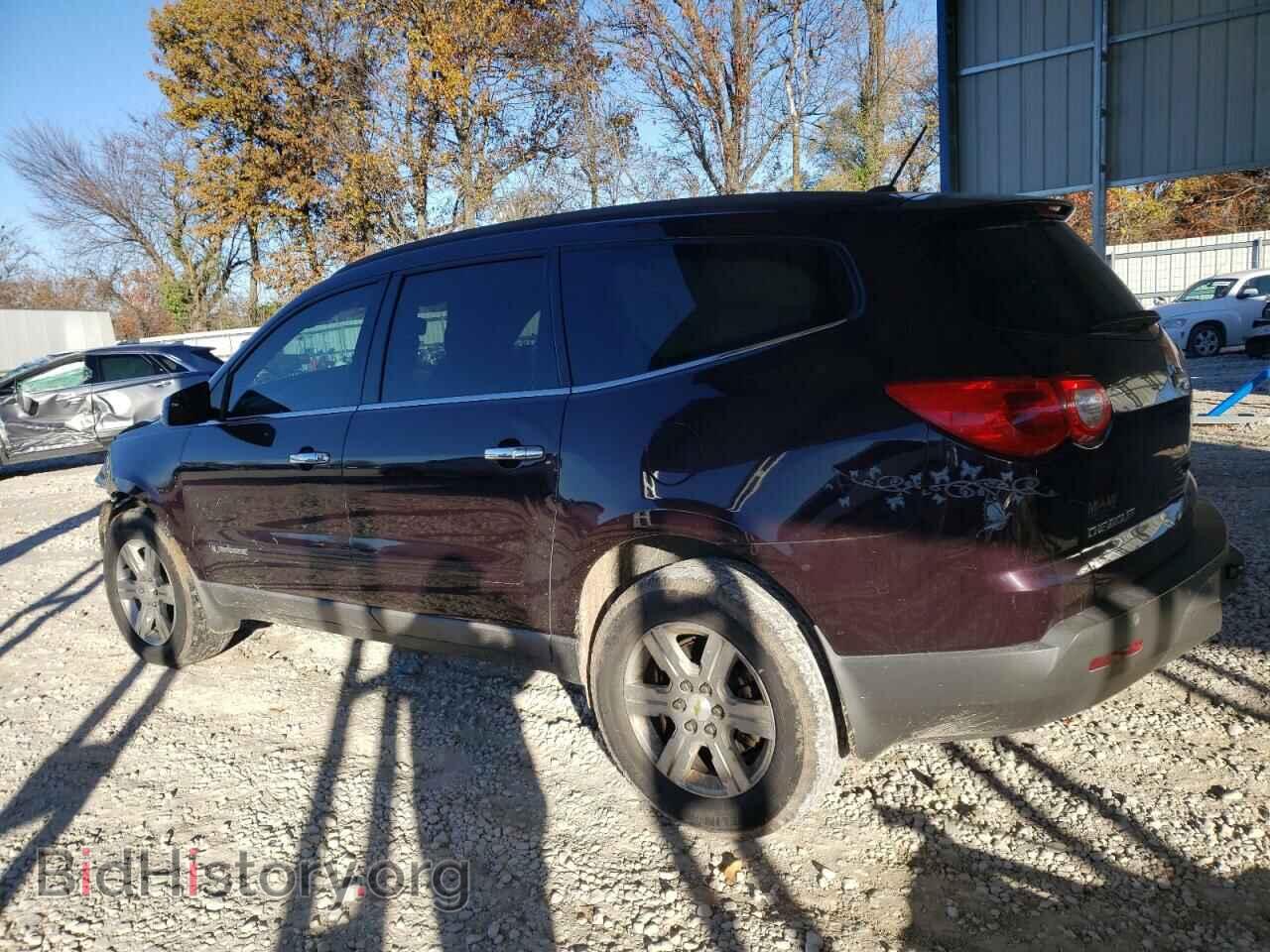 2009 CHEVROLET TRAVERSE - VIN: 1GNER23D59S177108 - Фото 2