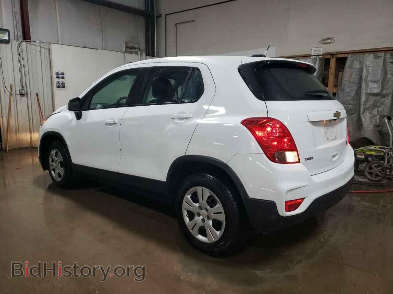 2017 CHEVROLET TRAX - VIN: KL7CJKSB3HB092948 - Фото 2